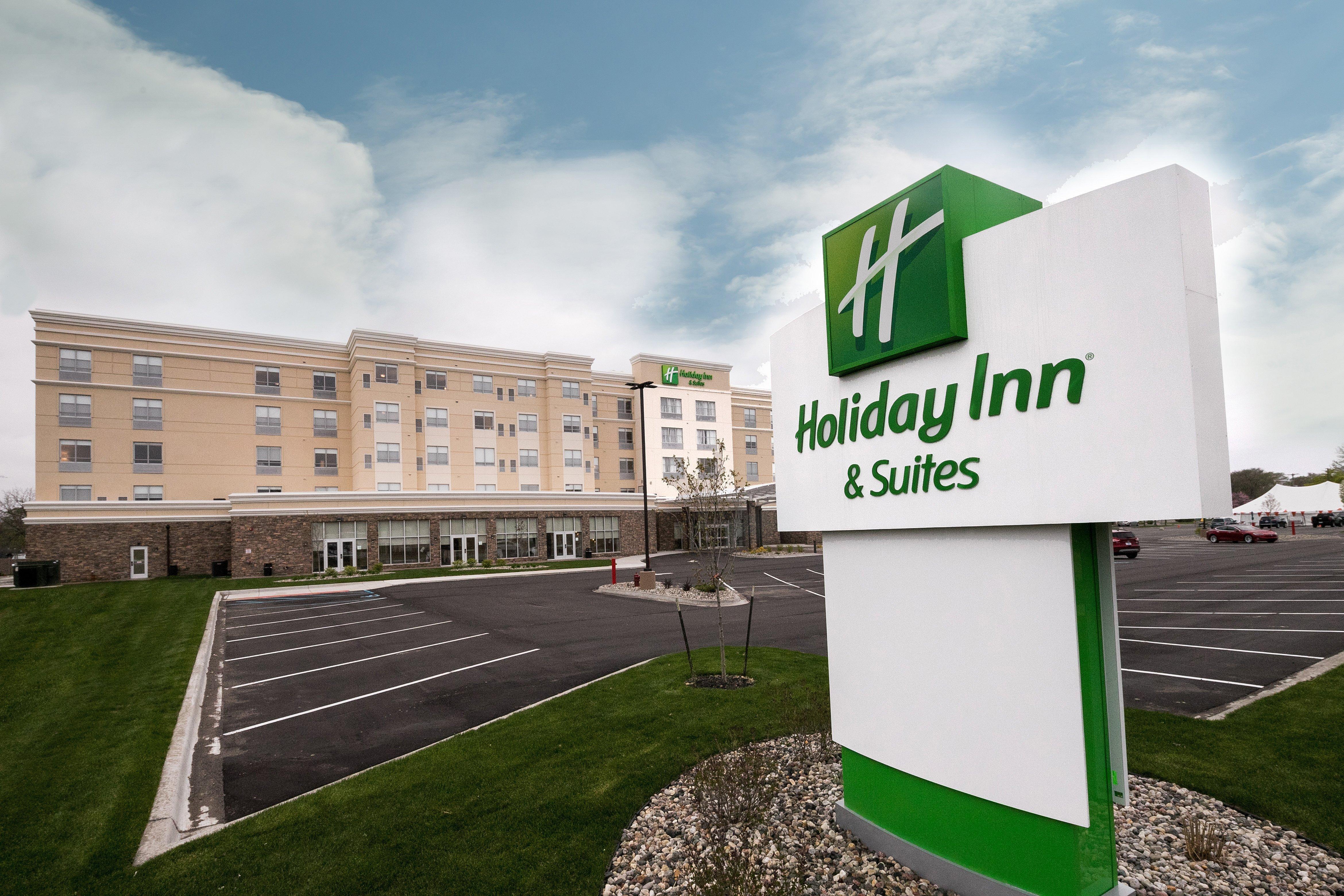 Holiday Inn Hotel & Suites - Mount Pleasant By Ihg מראה חיצוני תמונה