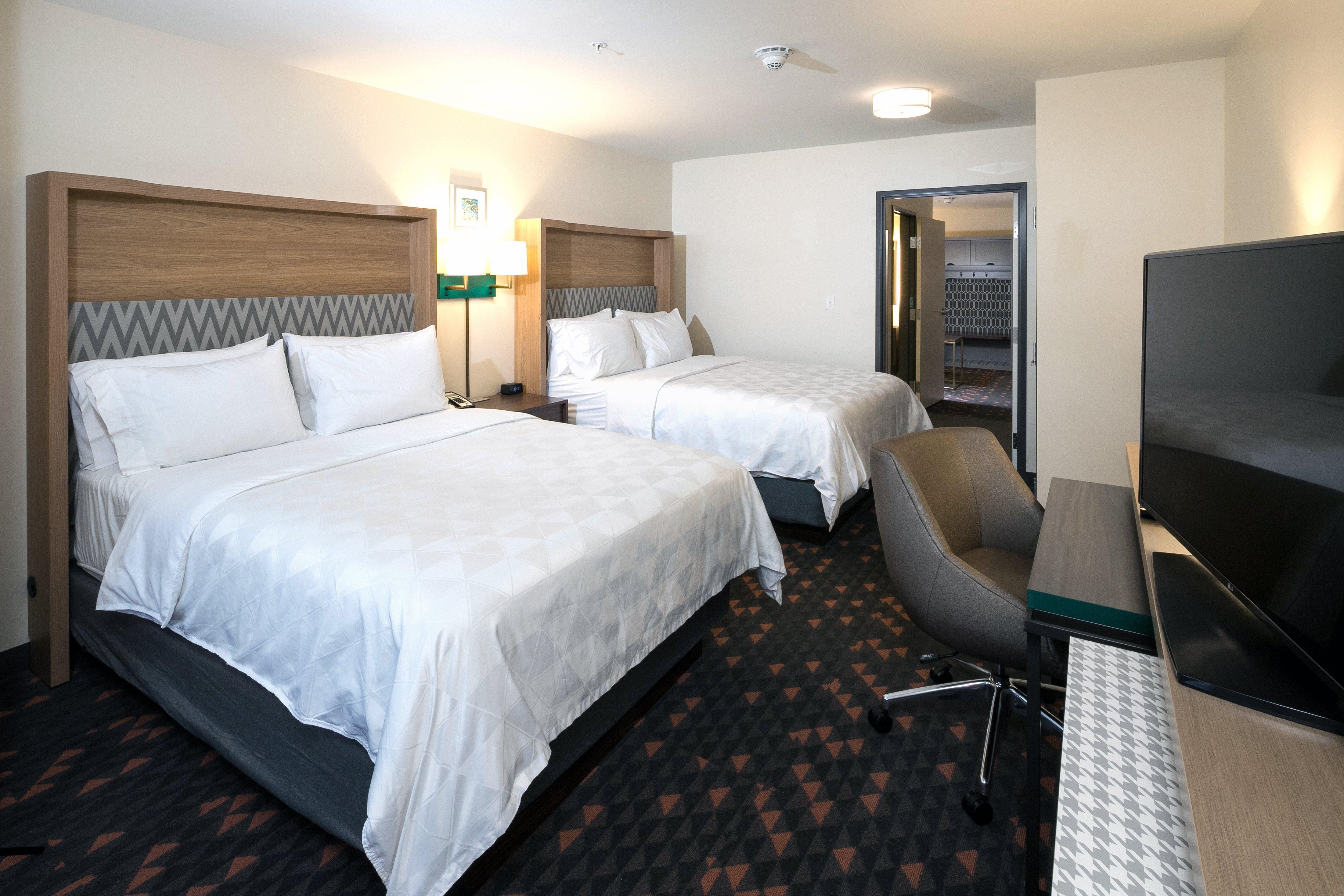 Holiday Inn Hotel & Suites - Mount Pleasant By Ihg מראה חיצוני תמונה
