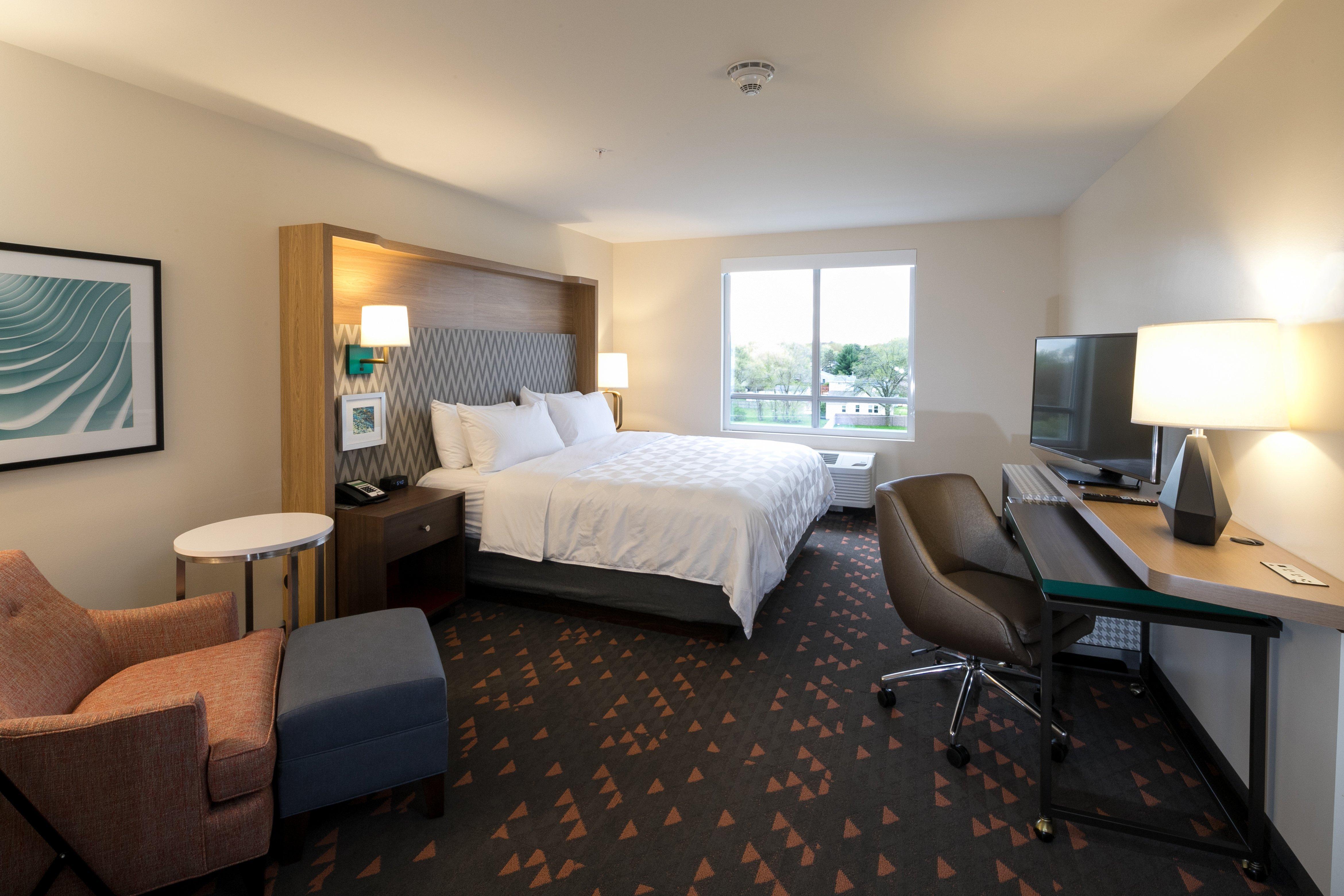 Holiday Inn Hotel & Suites - Mount Pleasant By Ihg מראה חיצוני תמונה