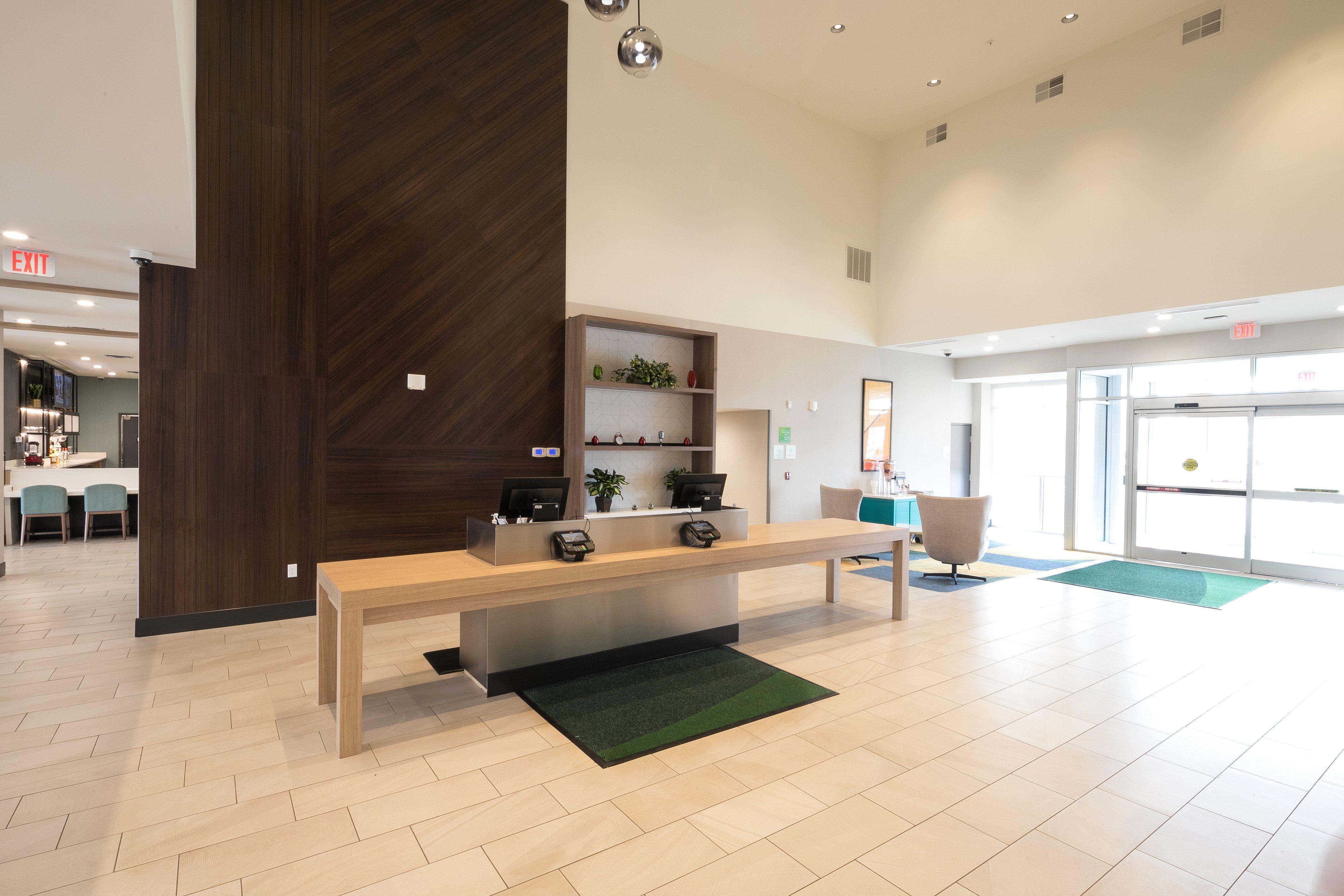 Holiday Inn Hotel & Suites - Mount Pleasant By Ihg מראה חיצוני תמונה
